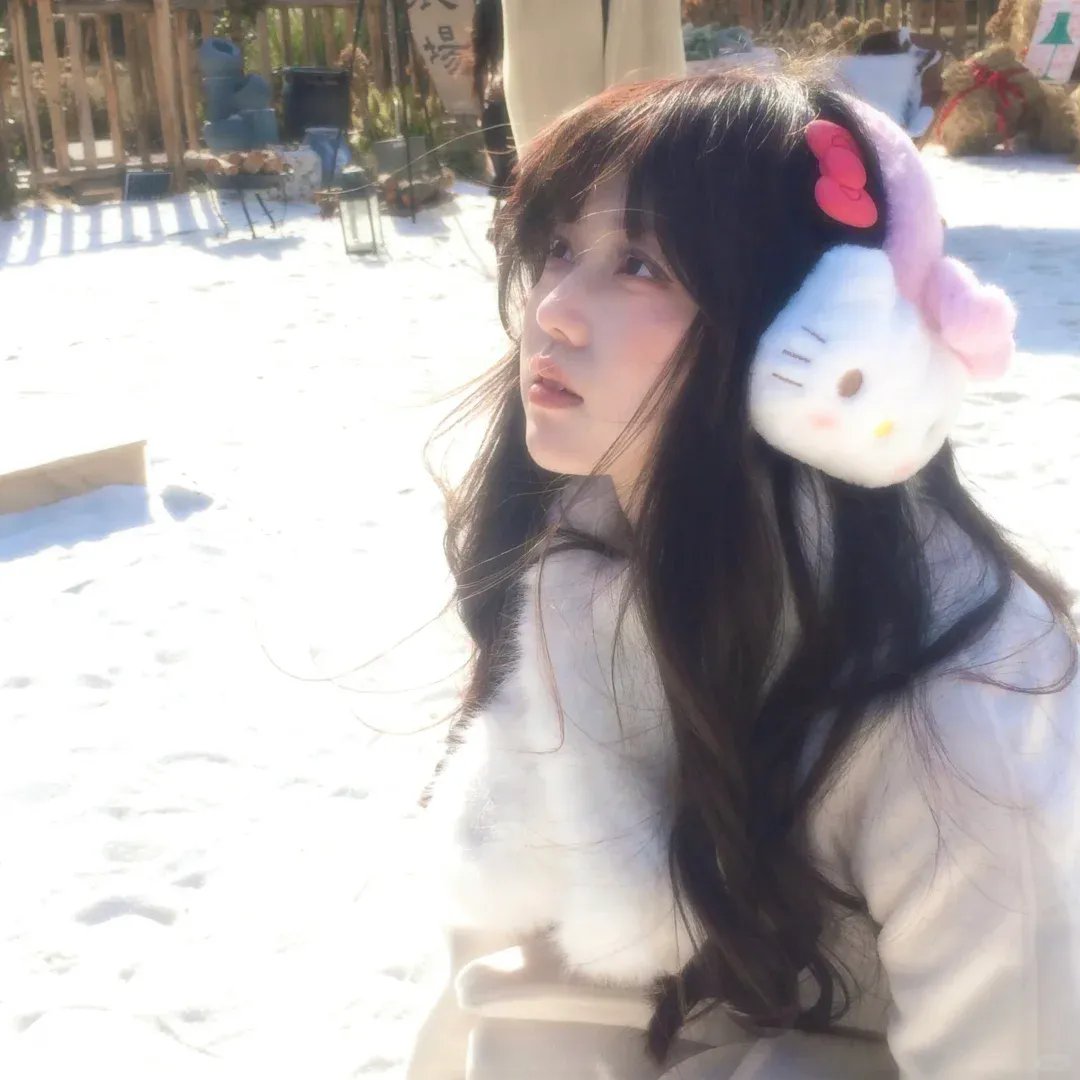 甜蜜寂寞女孩